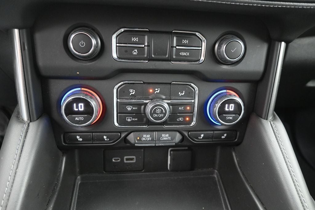 2022 Chevrolet Suburban LT