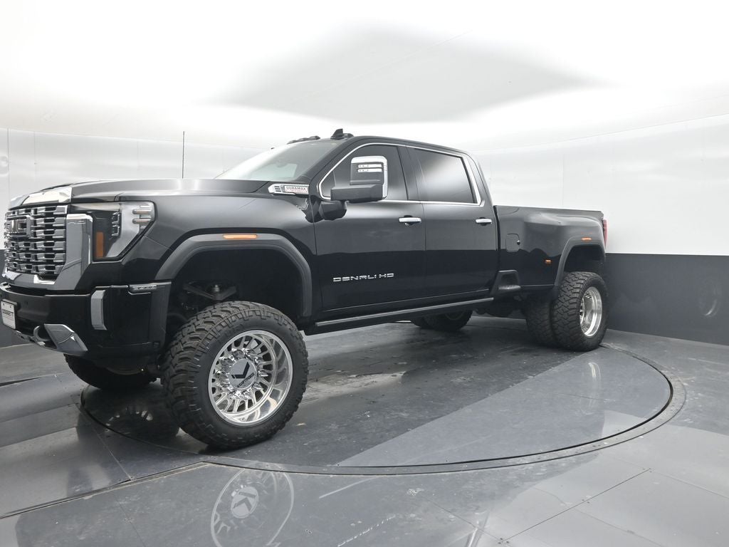 2024 GMC Sierra 3500HD Denali LIFTED