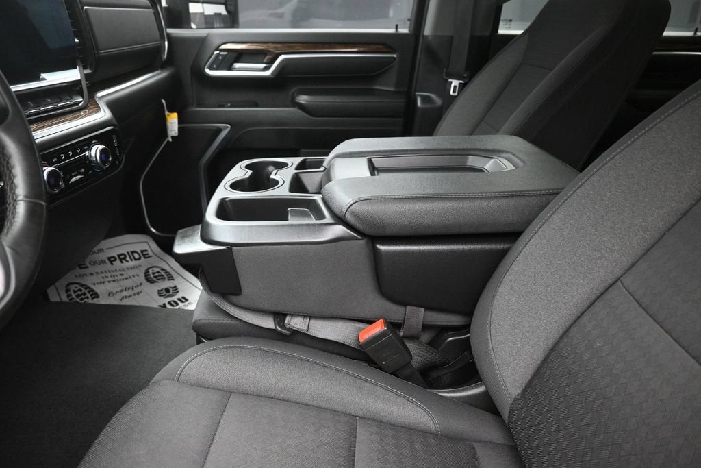 2025 GMC Sierra 3500HD SLE DRW