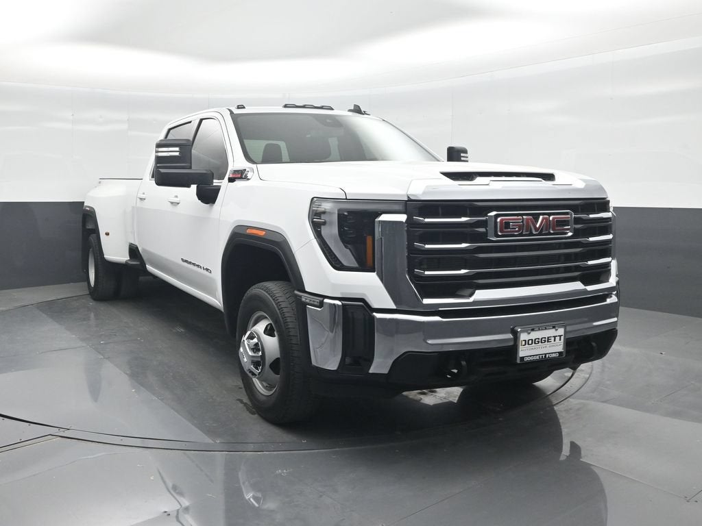 2025 GMC Sierra 3500HD SLE DRW