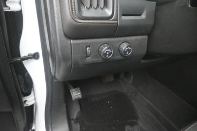 2022 GMC Canyon AT4 w/Leather