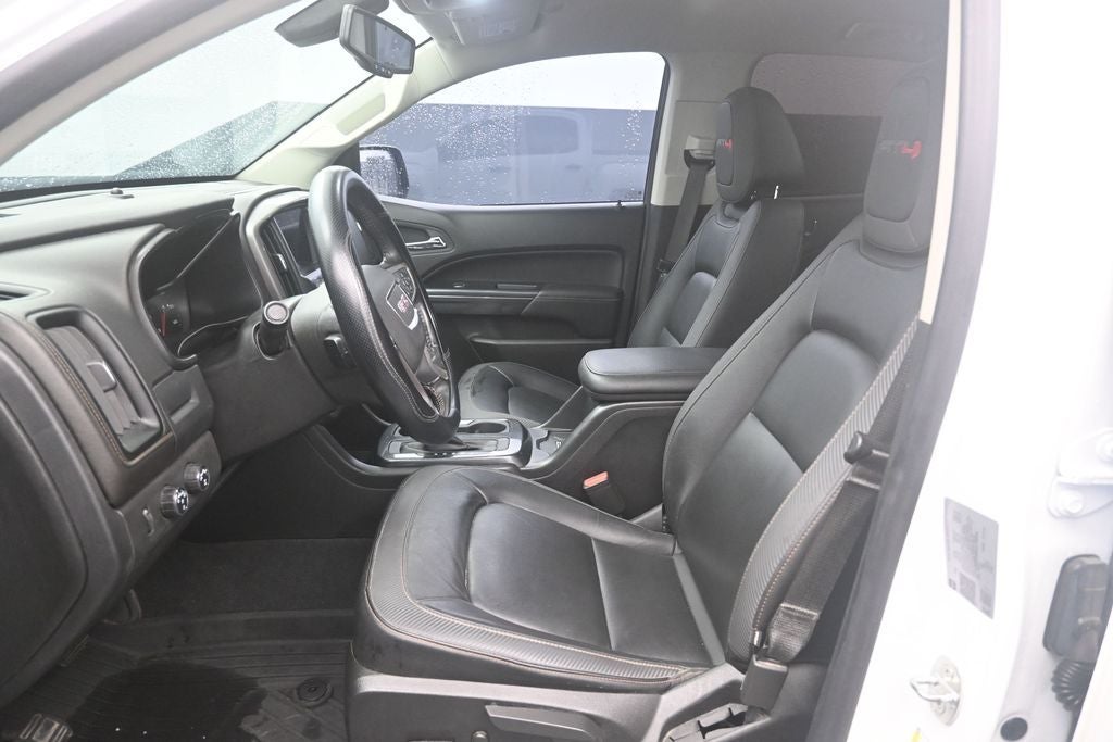 2022 GMC Canyon AT4 w/Leather