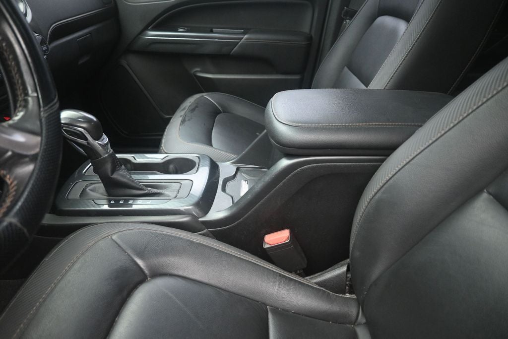 2022 GMC Canyon AT4 w/Leather