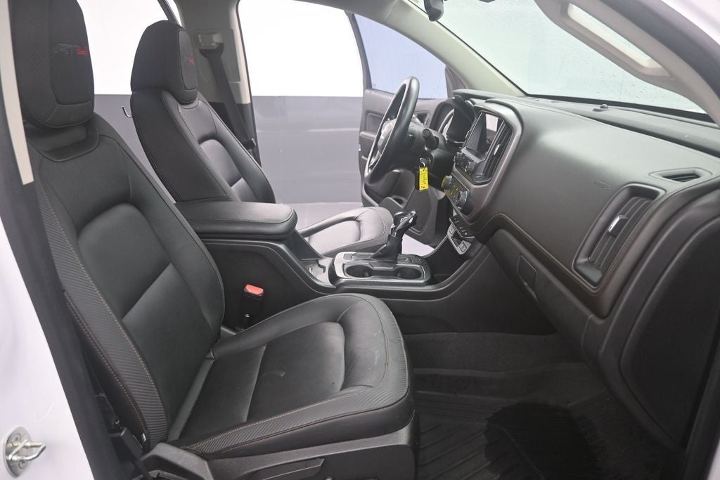 2022 GMC Canyon AT4 w/Leather