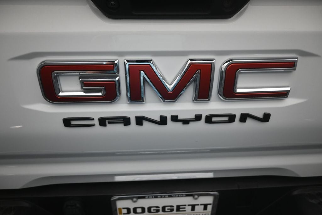 2024 GMC Canyon AT4