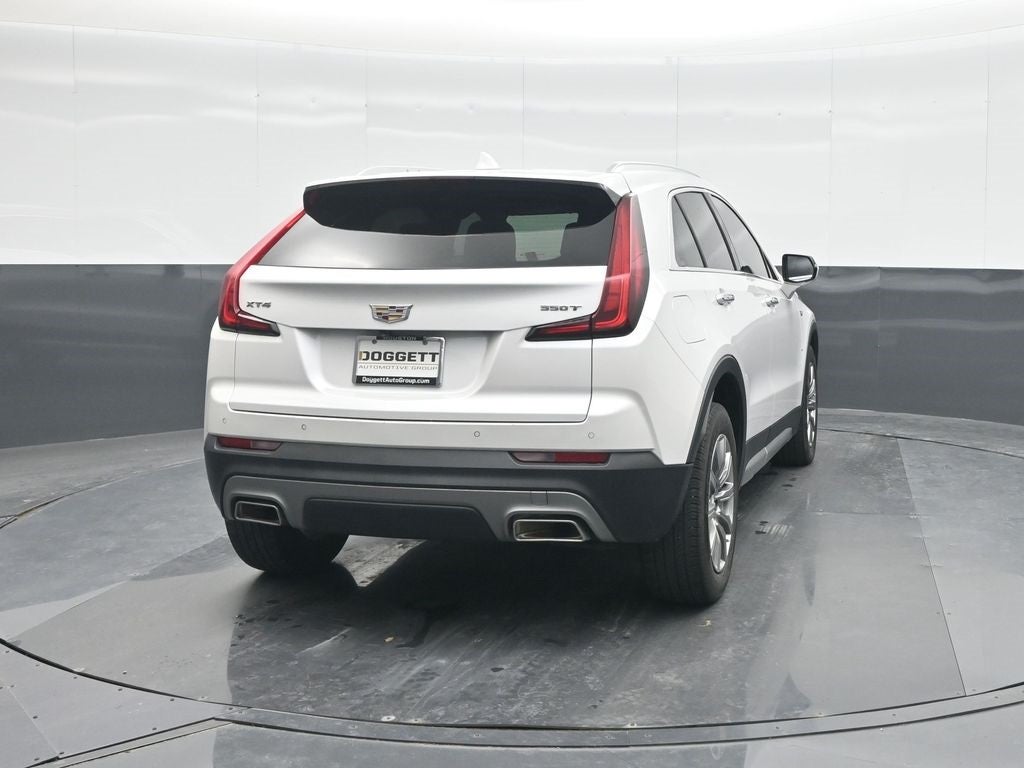 2023 Cadillac XT4 Premium Luxury