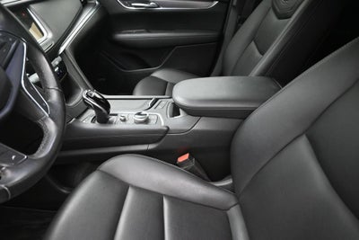 2021 Cadillac XT5 Luxury