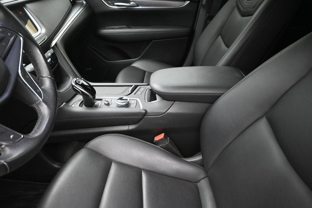 2021 Cadillac XT5 Luxury