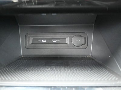 2021 Volkswagen Atlas Cross Sport 3.6L V6 SEL R-Line