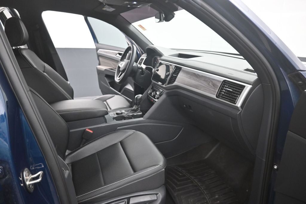 2023 Volkswagen Atlas Cross Sport 3.6L V6 SE w/Technology