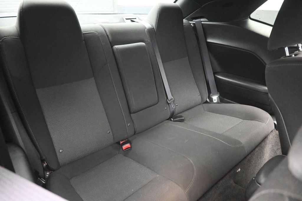 2015 Dodge Challenger R/T Shaker