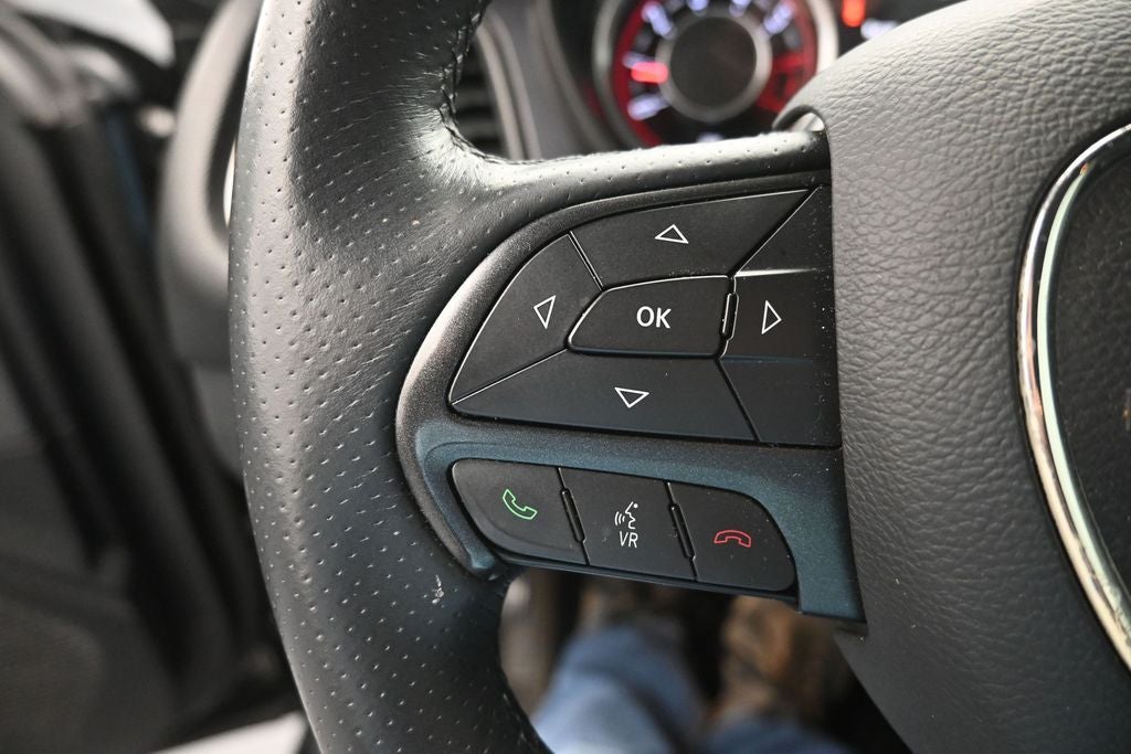 2015 Dodge Challenger R/T Shaker