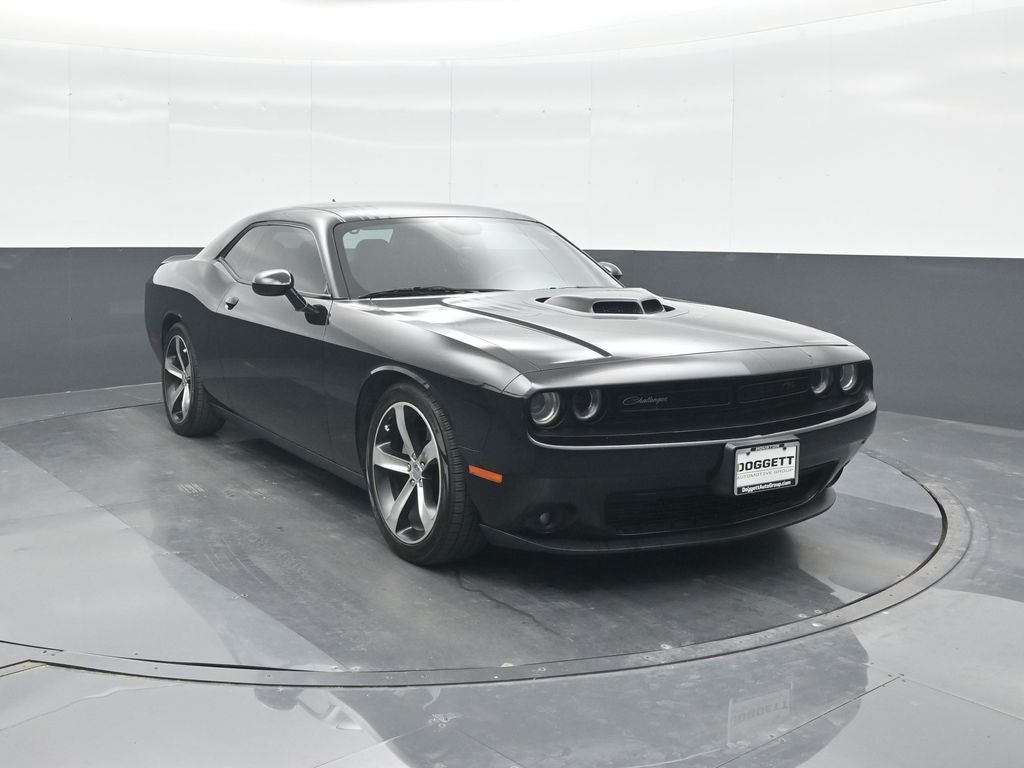 2015 Dodge Challenger R/T Shaker