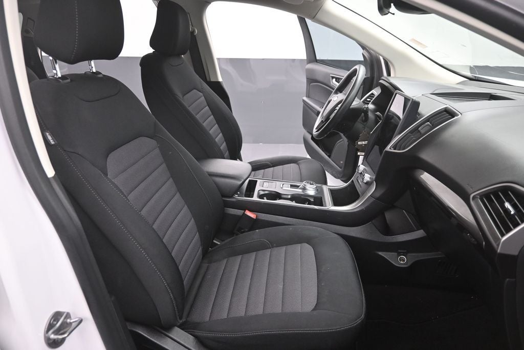 2023 Ford Edge SE
