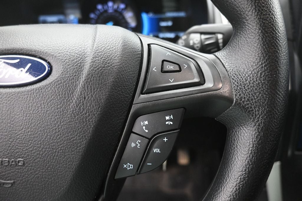 2023 Ford Edge SE