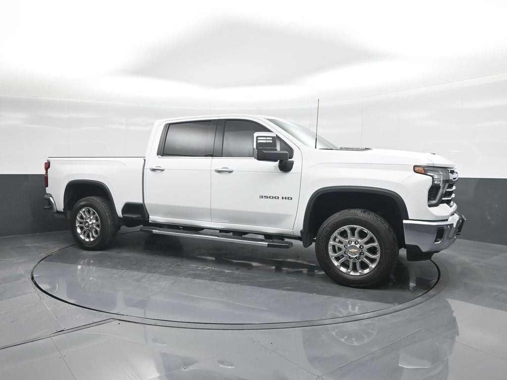 2025 Chevrolet Silverado 3500HD LTZ