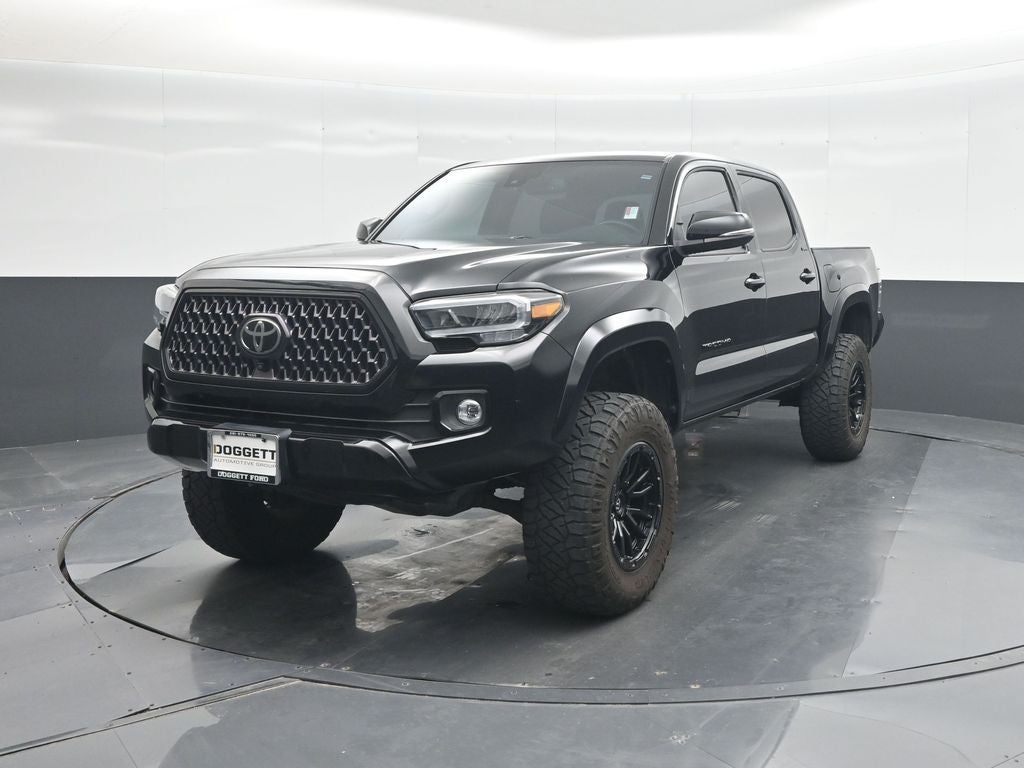 2021 Toyota Tacoma Limited LIFTED V6