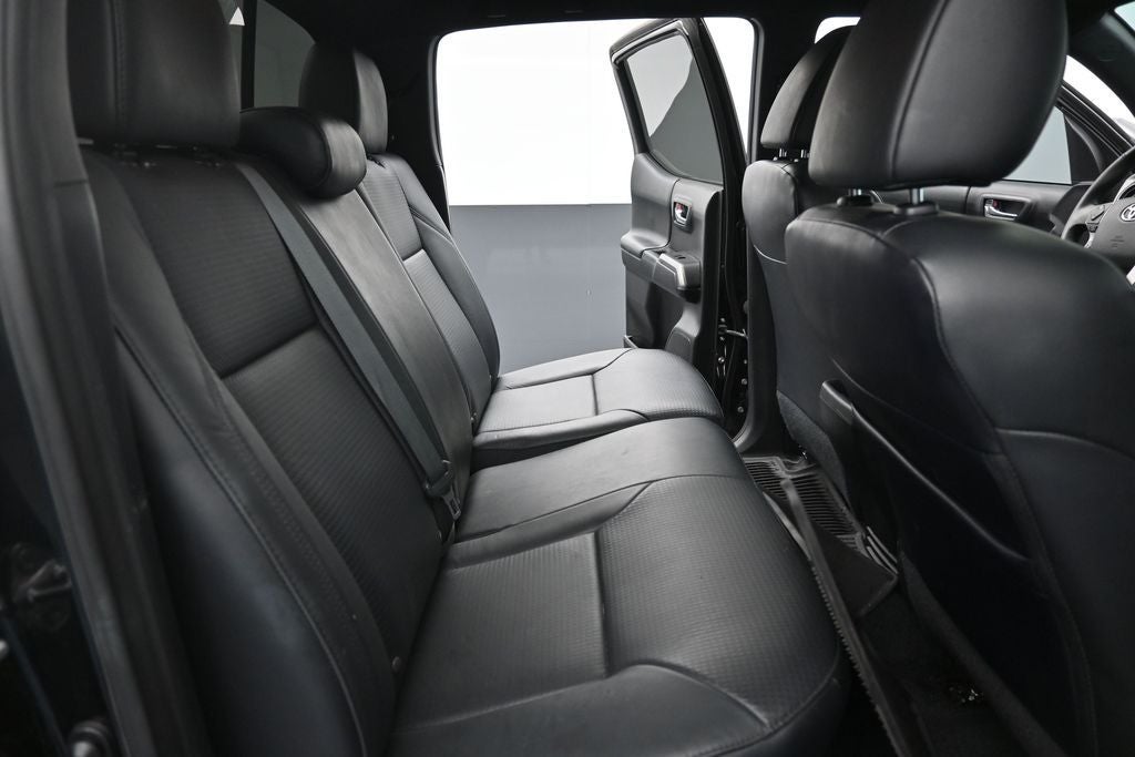 2021 Toyota Tacoma Limited LIFTED V6