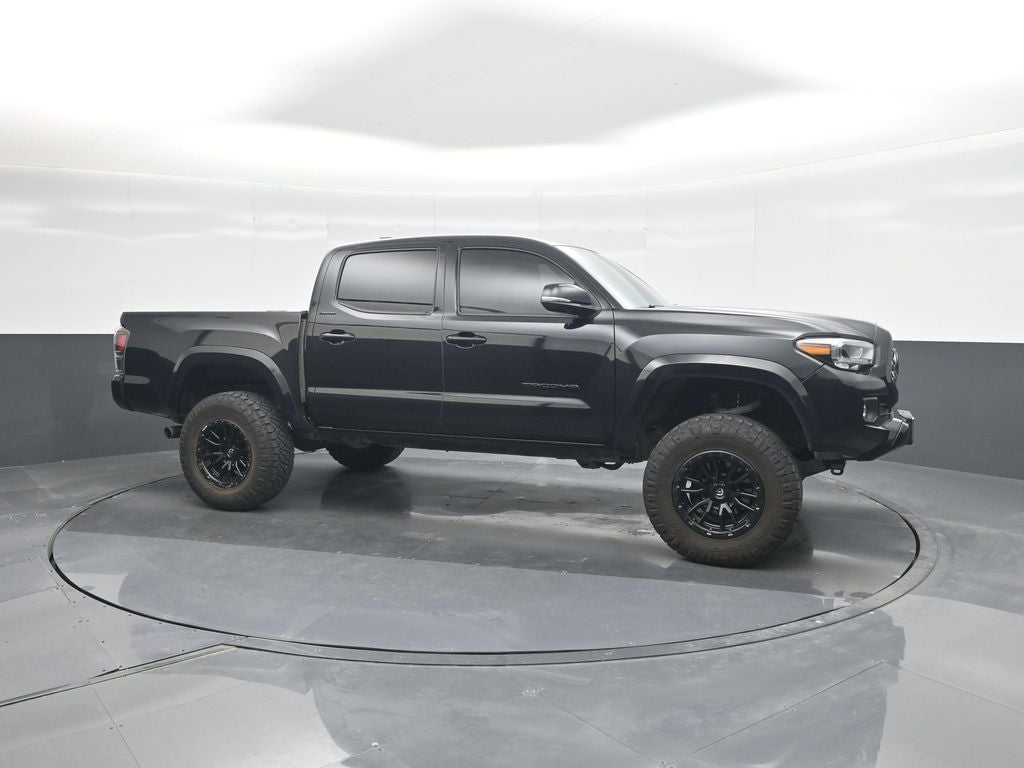 2021 Toyota Tacoma Limited LIFTED V6