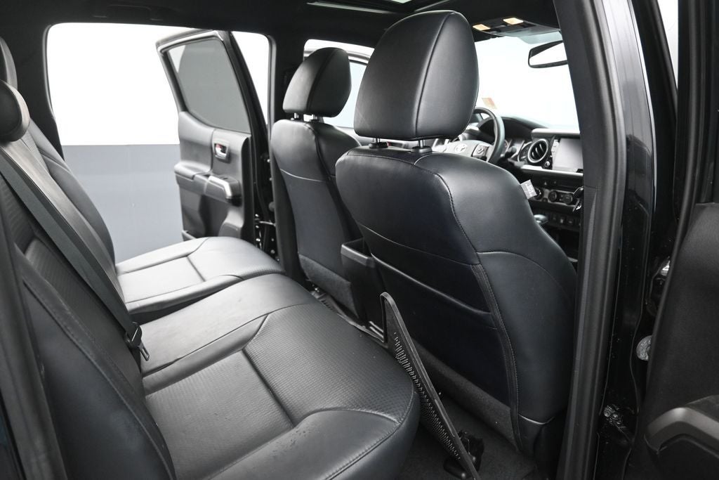 2021 Toyota Tacoma Limited LIFTED V6