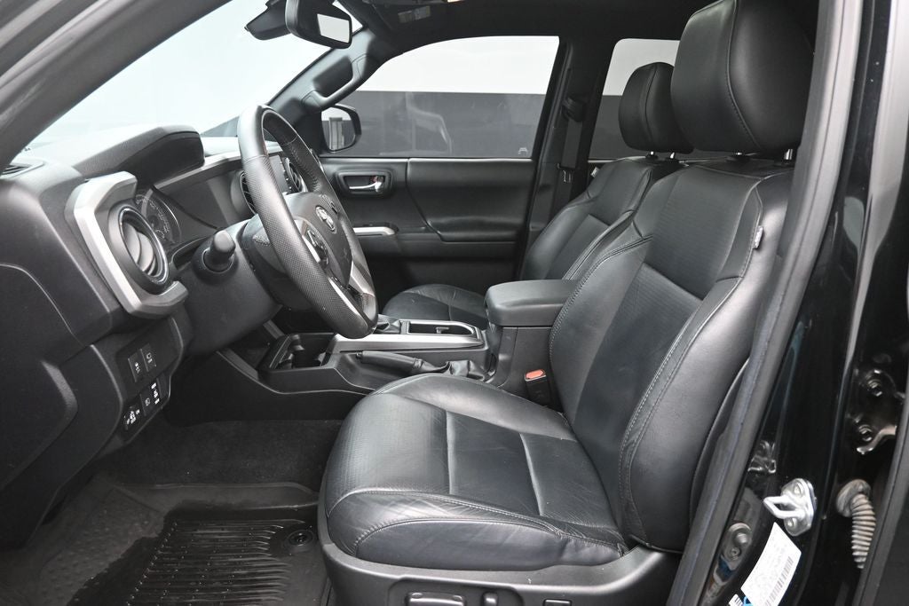 2021 Toyota Tacoma Limited LIFTED V6