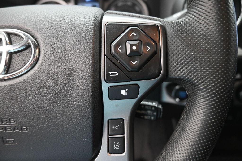 2021 Toyota Tacoma Limited LIFTED V6