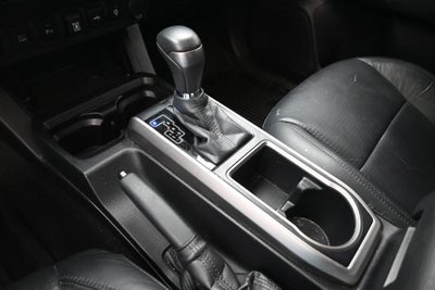 2021 Toyota Tacoma Limited LIFTED V6