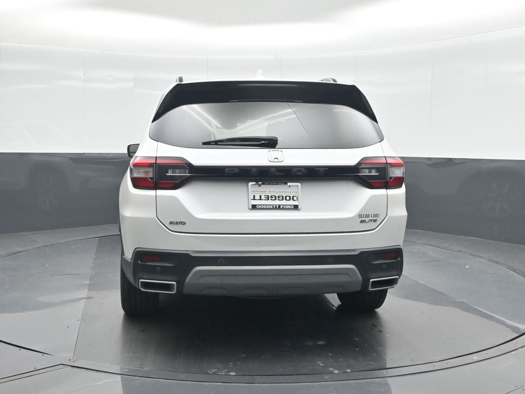 2023 Honda Pilot Elite