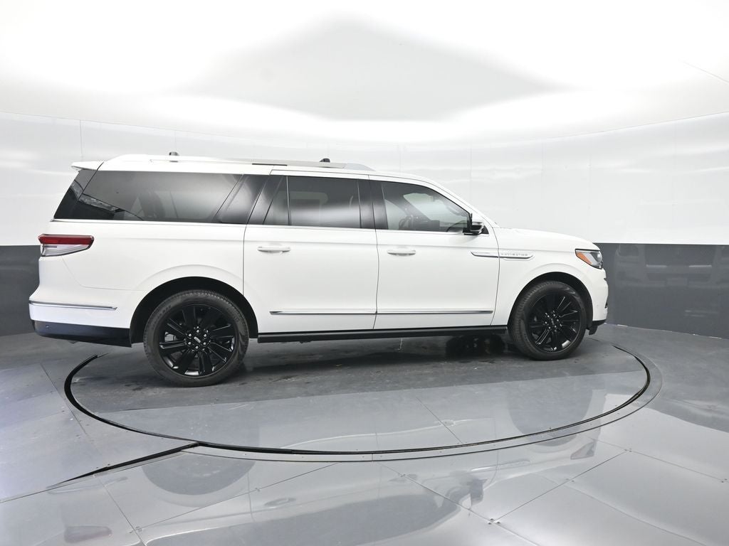 2024 Lincoln Navigator L Reserve