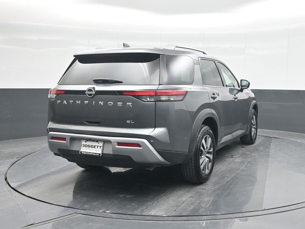 2025 Nissan Pathfinder SL