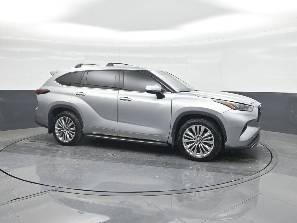 2024 Toyota Highlander Platinum