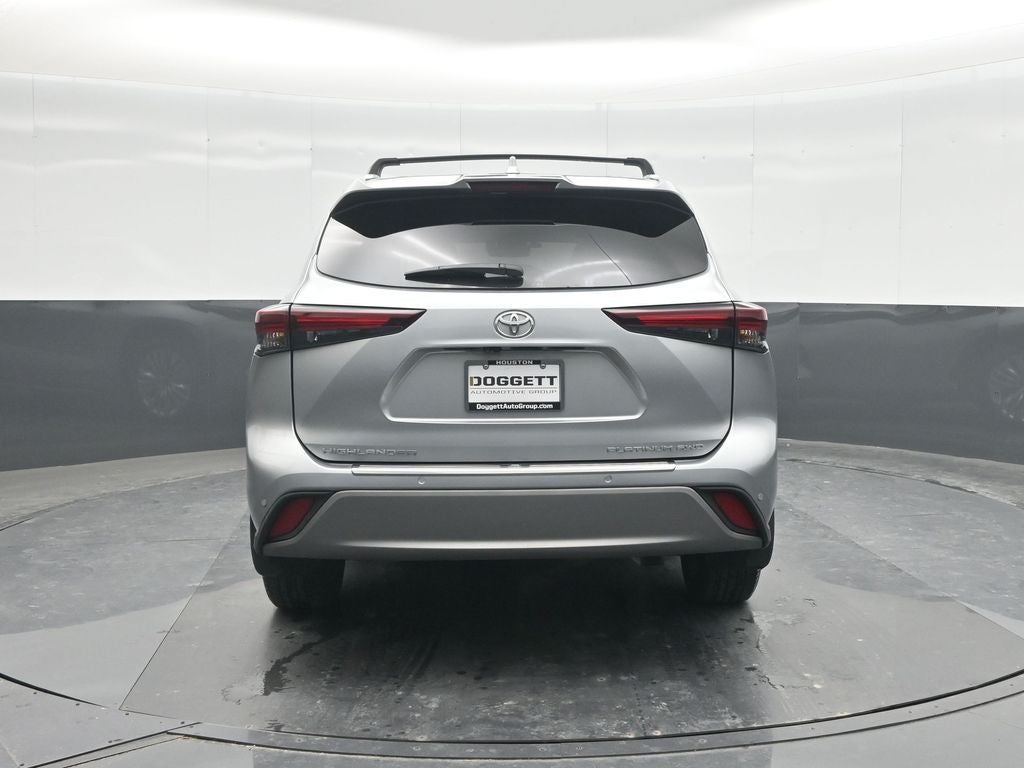 2024 Toyota Highlander Platinum