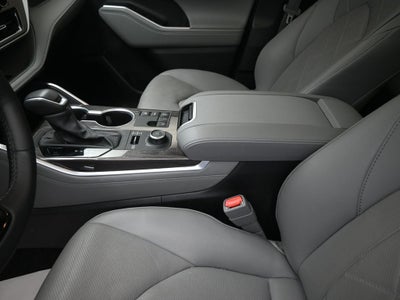 2024 Toyota Highlander Platinum