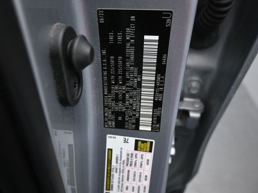 2023 Toyota Corolla Cross Hybrid XSE