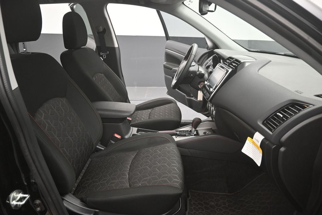 2025 Mitsubishi Outlander Sport 2.0 S