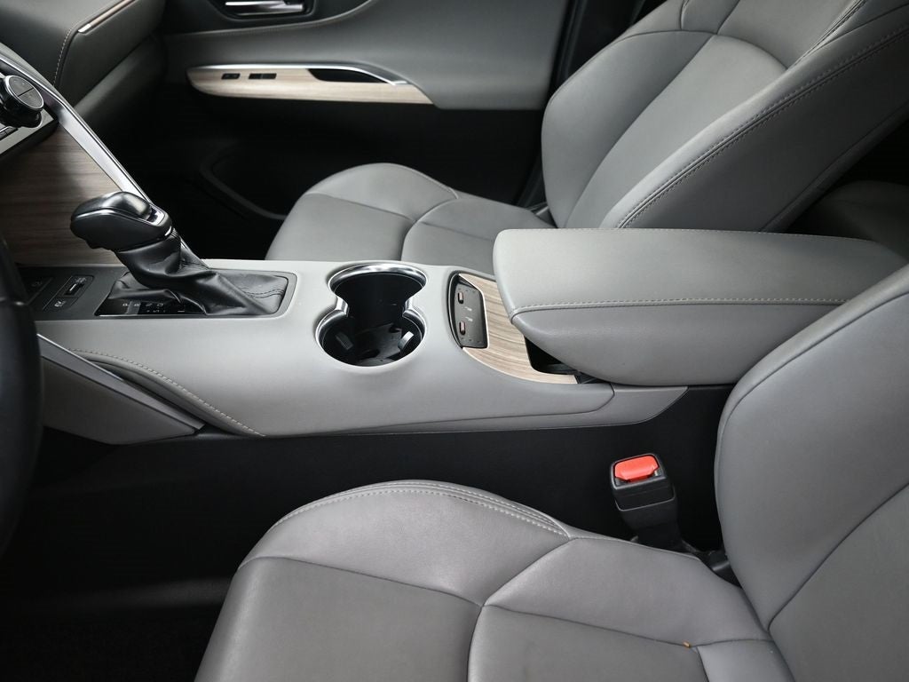 2022 Toyota Venza XLE