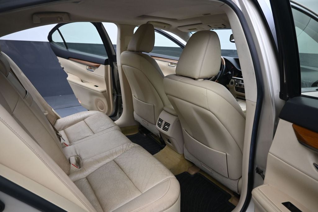 2014 Lexus ES 300h