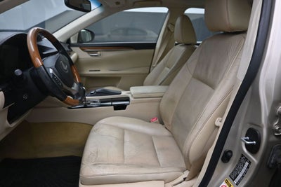 2014 Lexus ES 300h
