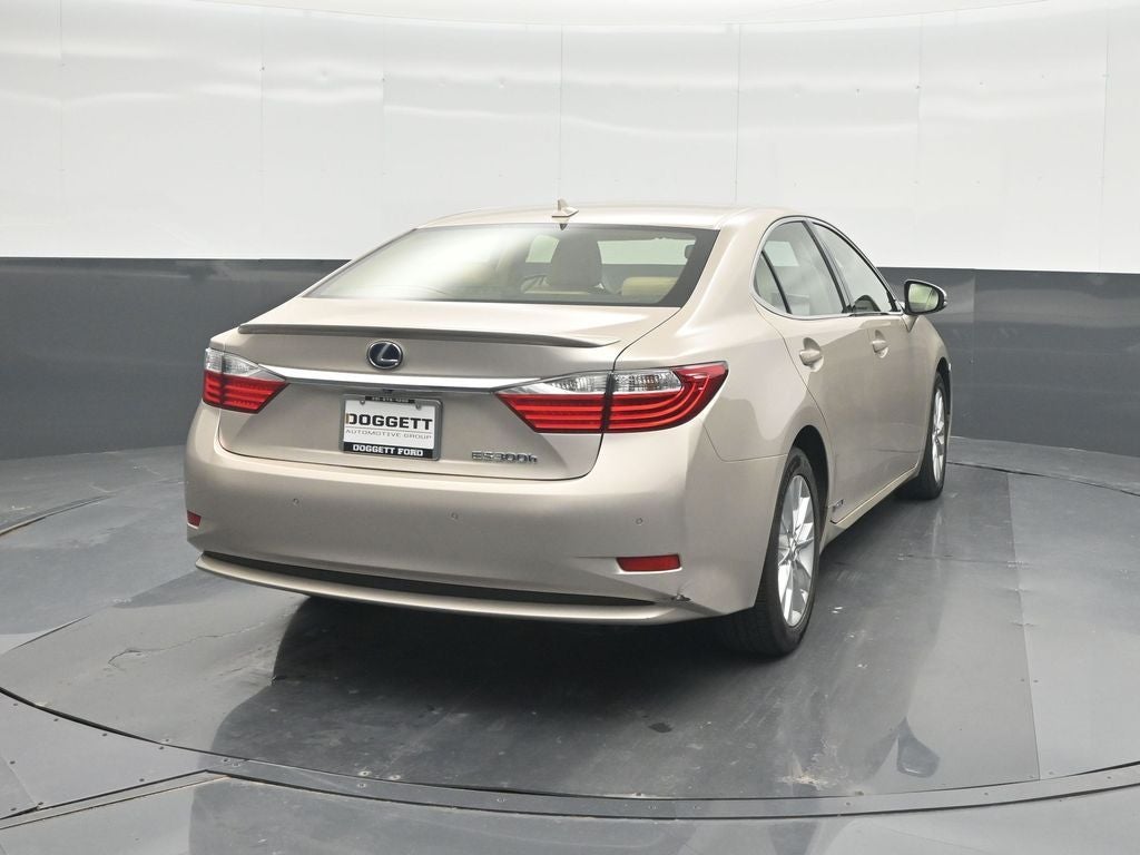2014 Lexus ES 300h