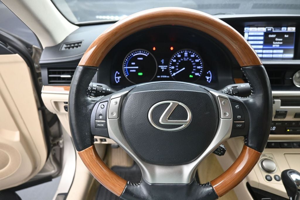 2014 Lexus ES 300h