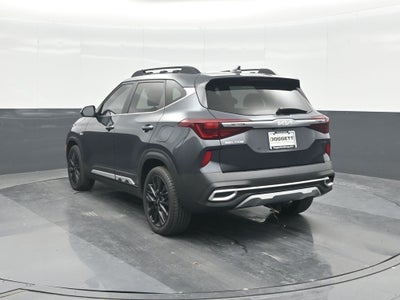 2022 Kia Seltos Nightfall