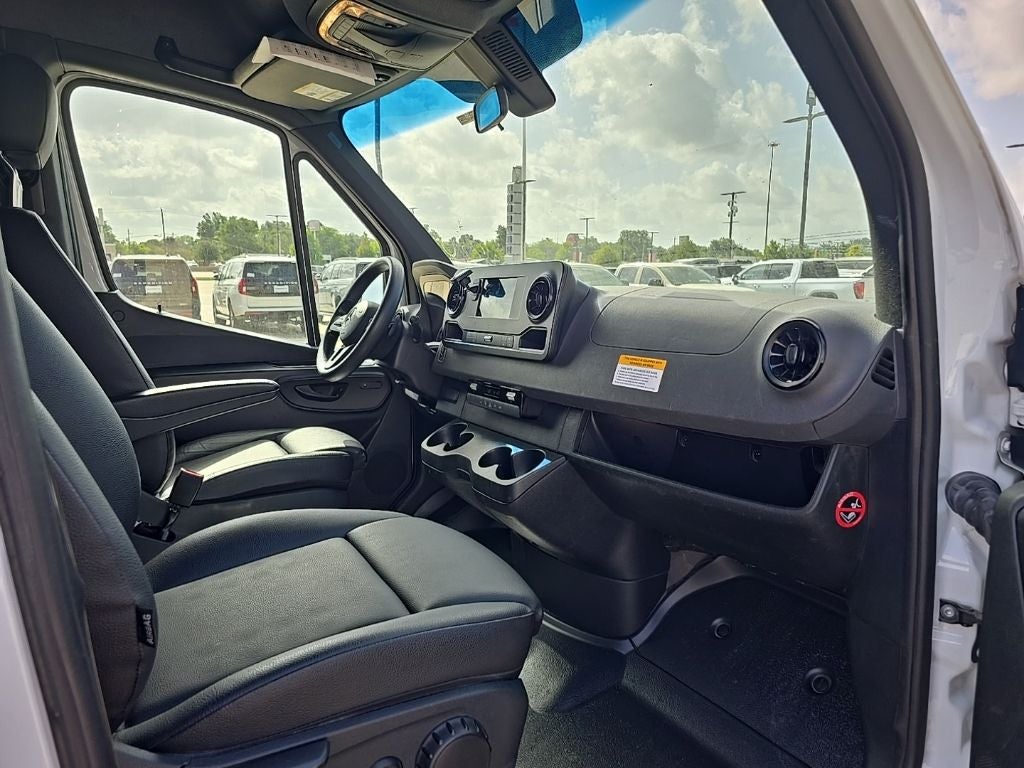 2024 Mercedes-Benz Sprinter 2500 Crew 144 WB