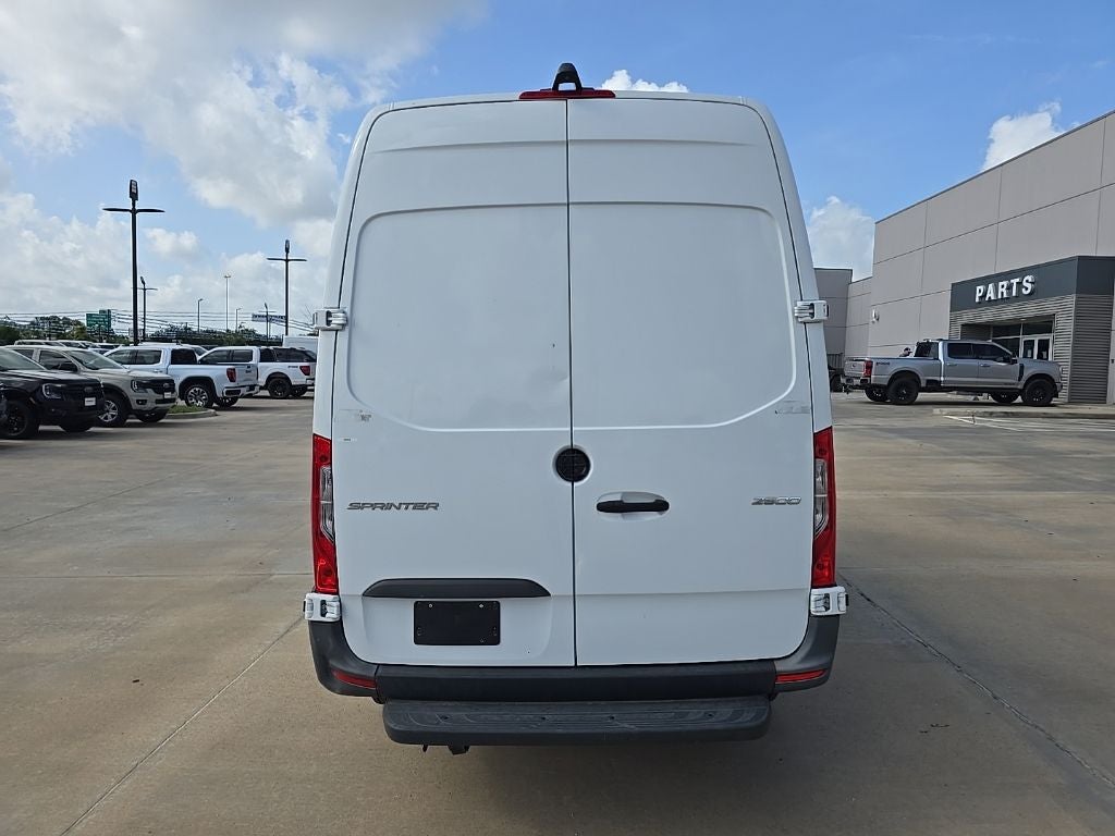 2024 Mercedes-Benz Sprinter 2500 Crew 144 WB