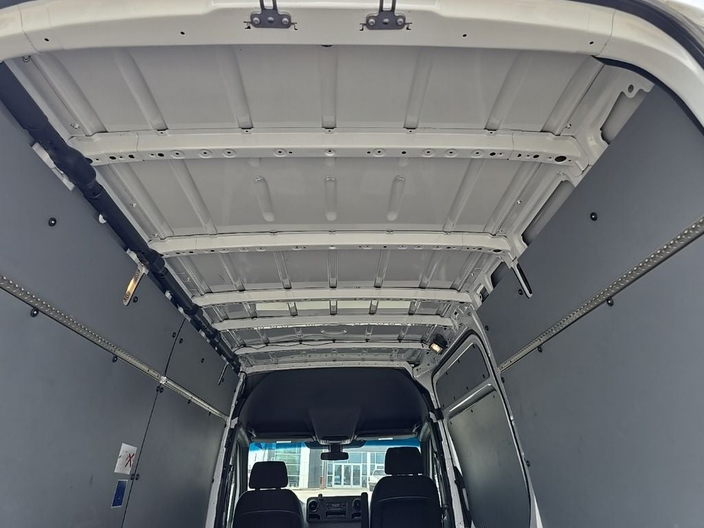 2024 Mercedes-Benz Sprinter 2500 Crew 144 WB