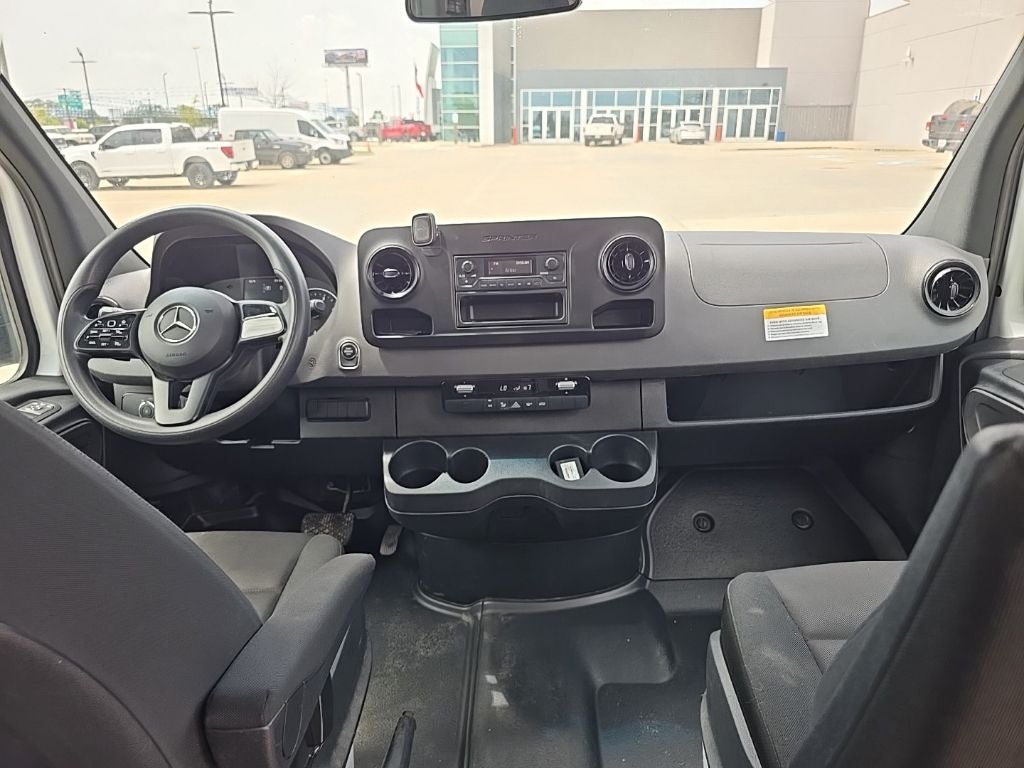 2024 Mercedes-Benz Sprinter 2500 Crew 144 WB