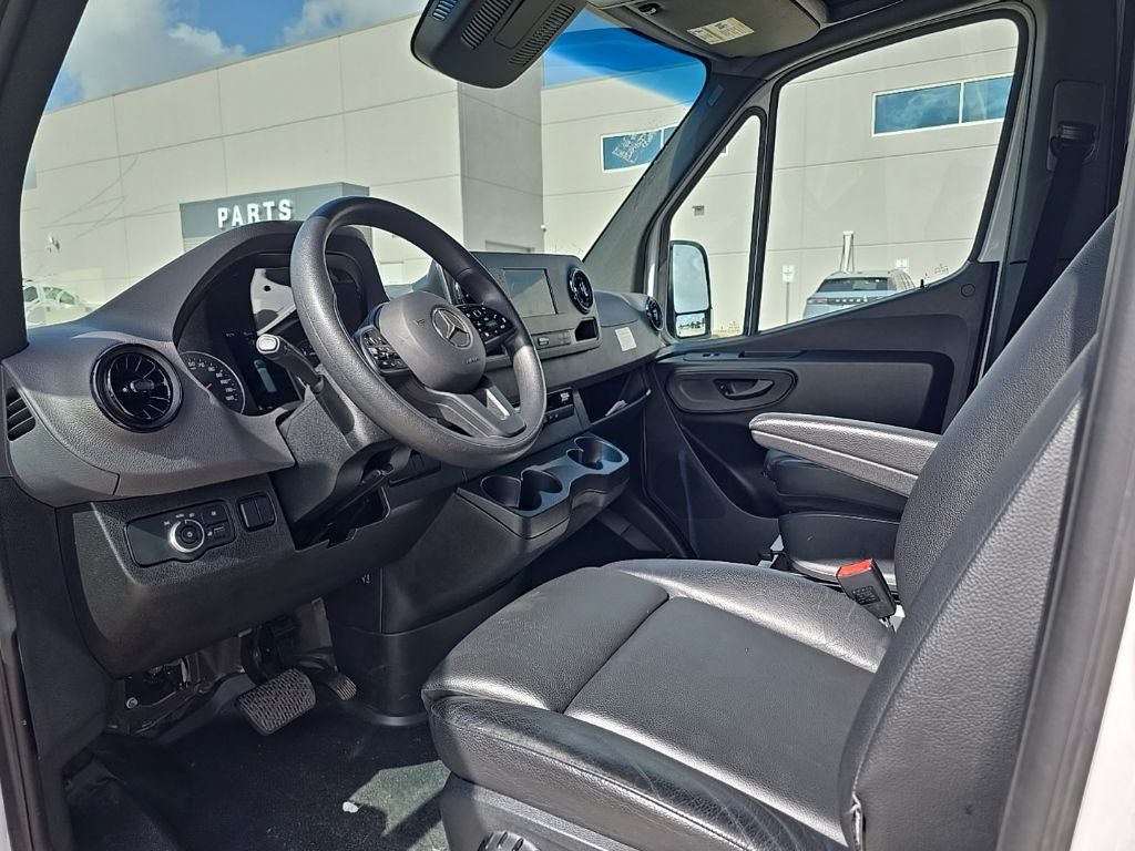 2024 Mercedes-Benz Sprinter 2500 Crew 144 WB