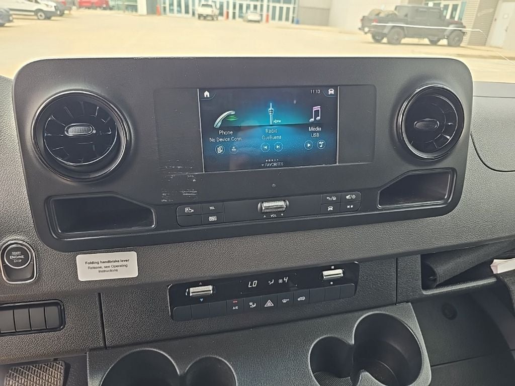 2024 Mercedes-Benz Sprinter 2500 Crew 144 WB