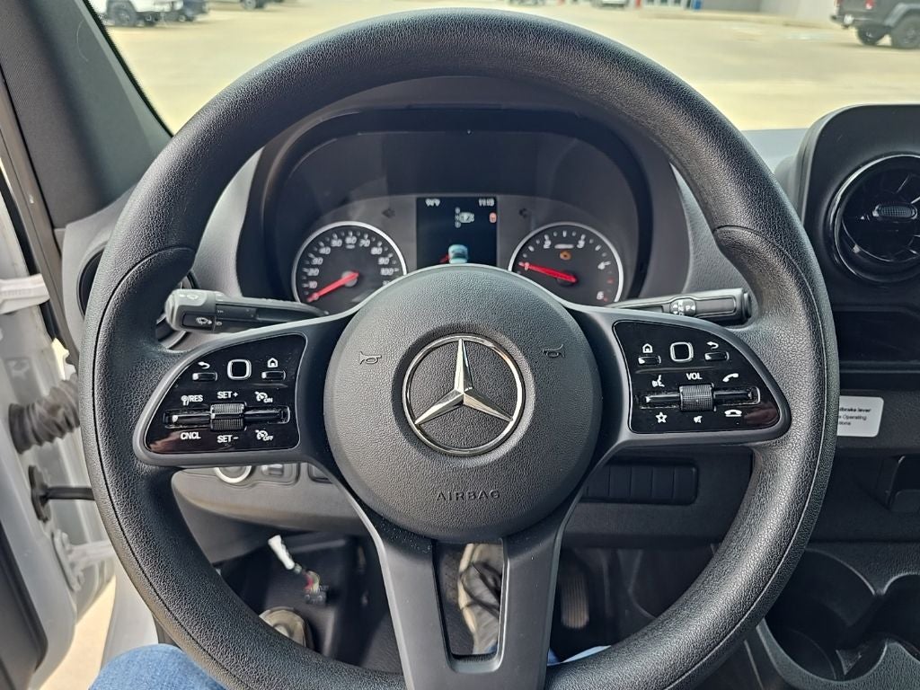 2024 Mercedes-Benz Sprinter 2500 Crew 144 WB