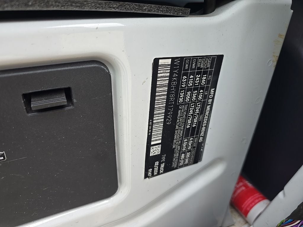 2024 Mercedes-Benz Sprinter 2500 Crew 144 WB