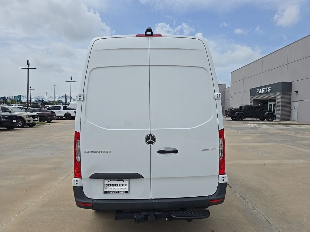 2024 Mercedes-Benz Sprinter 2500 Crew 144 WB